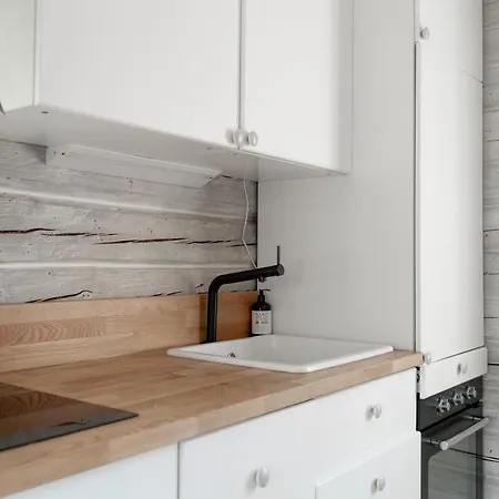 Beautifully Renovated Lakeside Red Hébergement de vacances